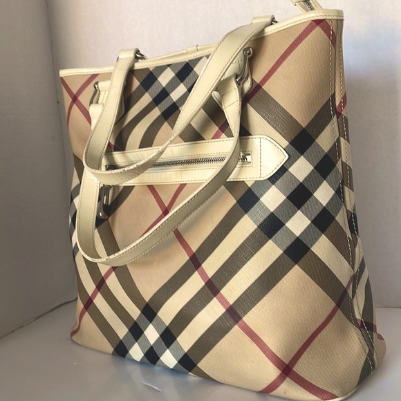 💯% AUTHENTIC LARGE BURBERRY SUPER NOVA CHECK TOTE BAG. - Picture 1 of 17
